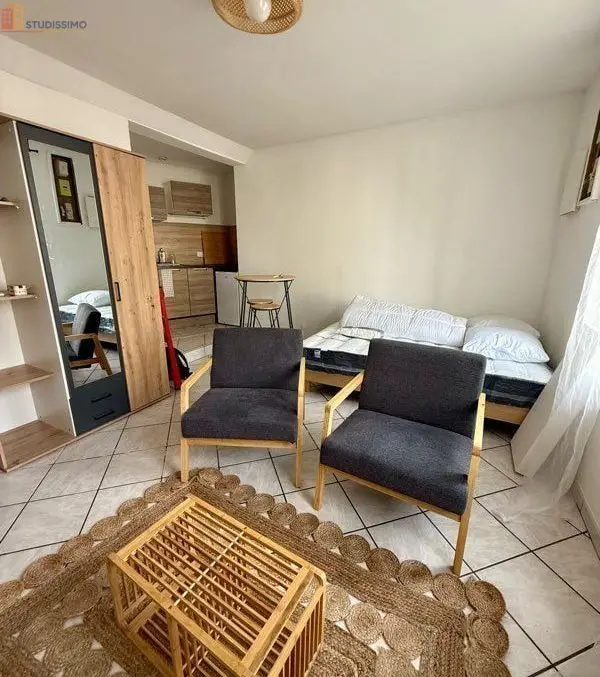 Studio meublé 25m² Nantes Canclaux - Lumineux - Photo 6