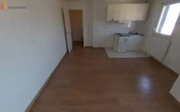 Studio 39m² Nantes 44100 - Lumineux, DPE C - Photo 4