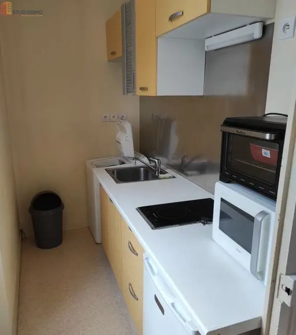 Studio meublé 22m² Angers 49100 - Meublé, 2e étage - Photo 2