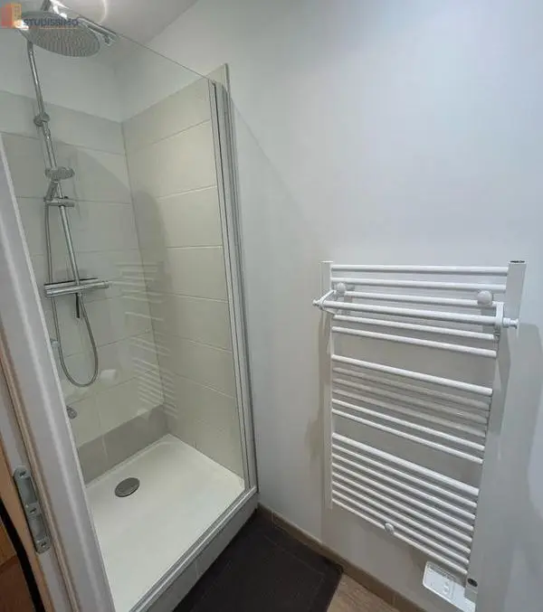 Studio meublé 18m² Briare 45250 - Photo 2