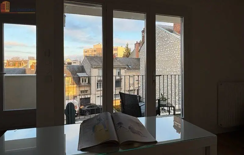 Studio meublé 30m² Orléans 45000 - Rénové, balcon et parking - Photo 2