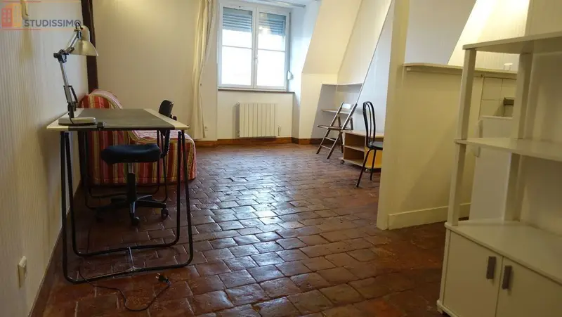 Studio meublé 29m² Orléans - Hyper centre, calme - Photo 7