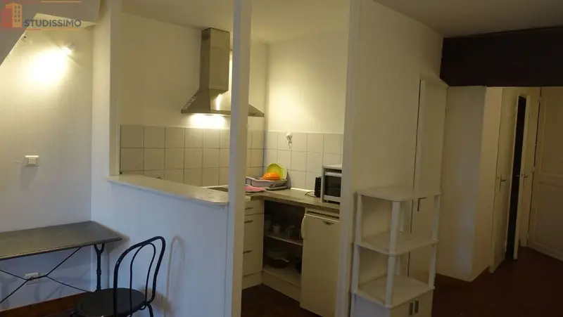Studio meublé 29m² Orléans - Hyper centre, calme - Photo 5