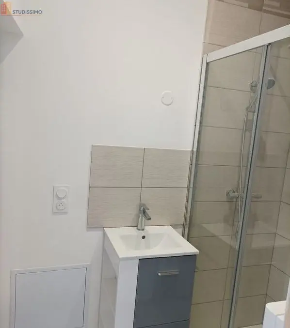 Studio 13m² Noyant-Villages - (DPE D) - Photo 2