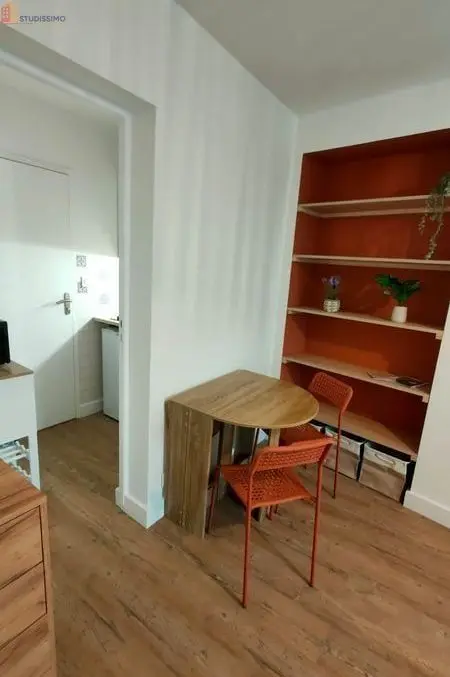 Studio meublé 18m² Nantes centre - Calme, proche commerces - Photo 8