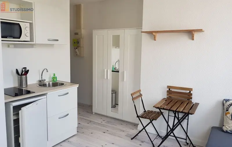 Studio meublé 17m² Nantes centre - Graslin, calme - Photo 14