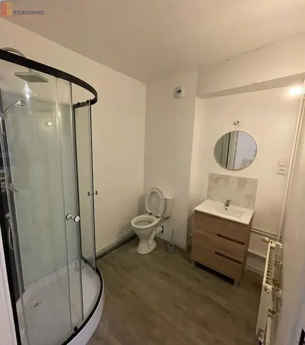 Studio meublé 20m² Château-Renard - Meublé, accès facile - Photo 1
