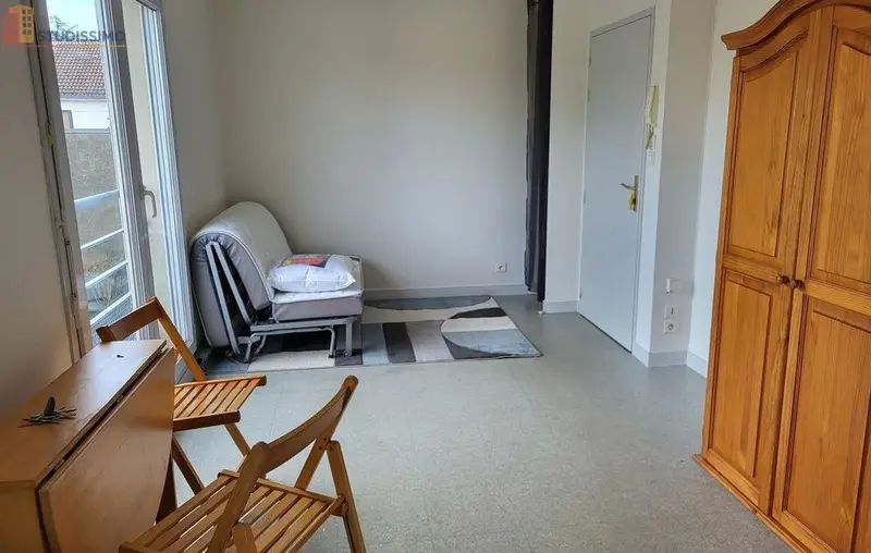 Studio meublé 20m² Cholet - Meublé, lumineux - Photo 1