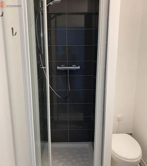 Studio meublé 16m² Nantes centre - Idéal étudiant, calme - Photo 2