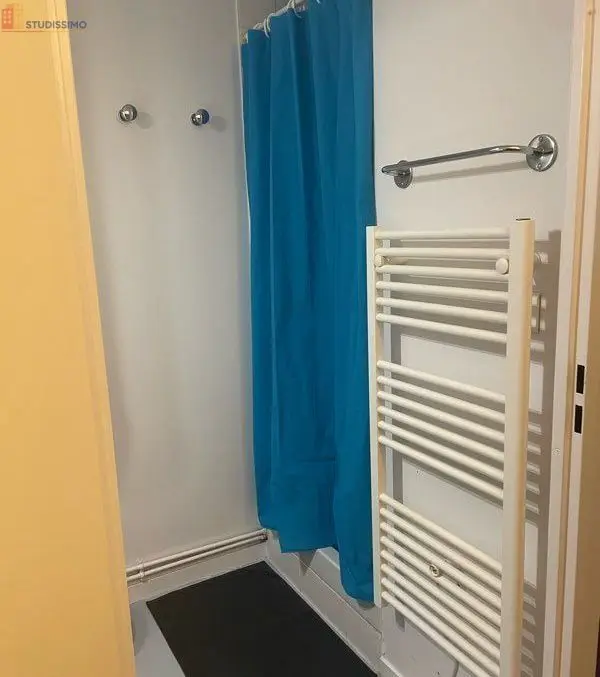 Studio meublé 18m² Nantes 44100 - Meublé, central - Photo 2