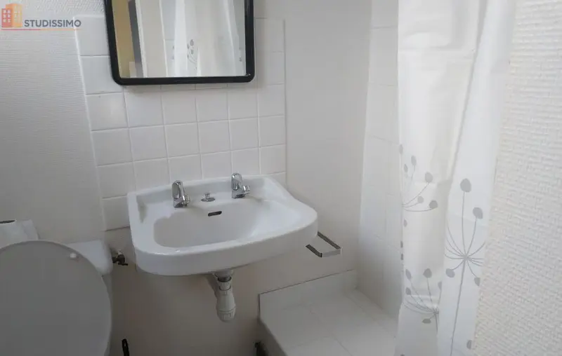 Studio meublé 9m² Orléans - Pour étudiant, meublé - Photo 2