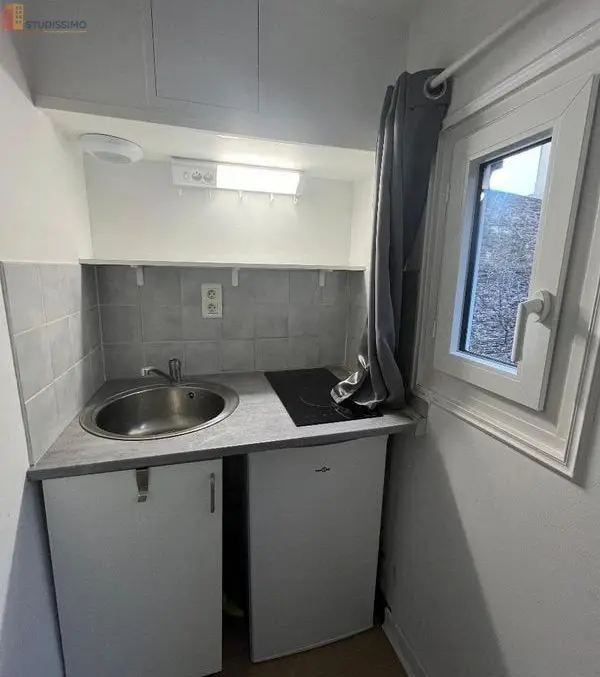 Studio 11m² Angers 49100 - Photo 3