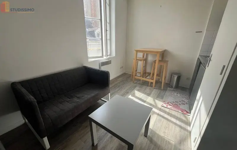 Studio meublé 16m² Angers 49100 - Meublé, 3e étage - Photo 4