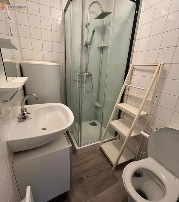 Studio meublé 16m² Angers 49100 - Meublé, 3e étage - Photo 1