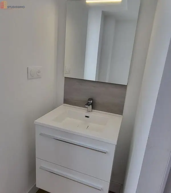 Studio meublé 16m² Angers 49000 - Meublé, DPE C - Photo 2
