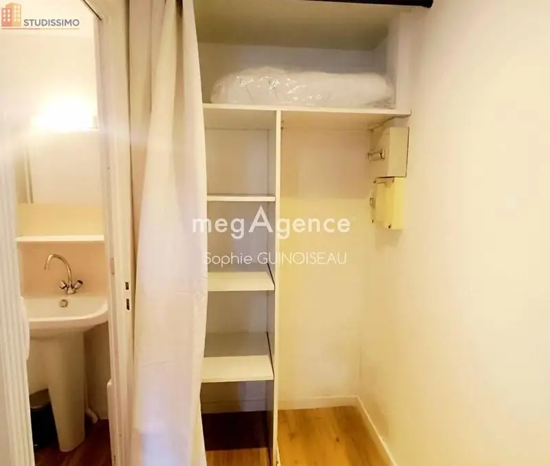 Studio meublé 18m² Cholet - Meublé, DPE C - Photo 6