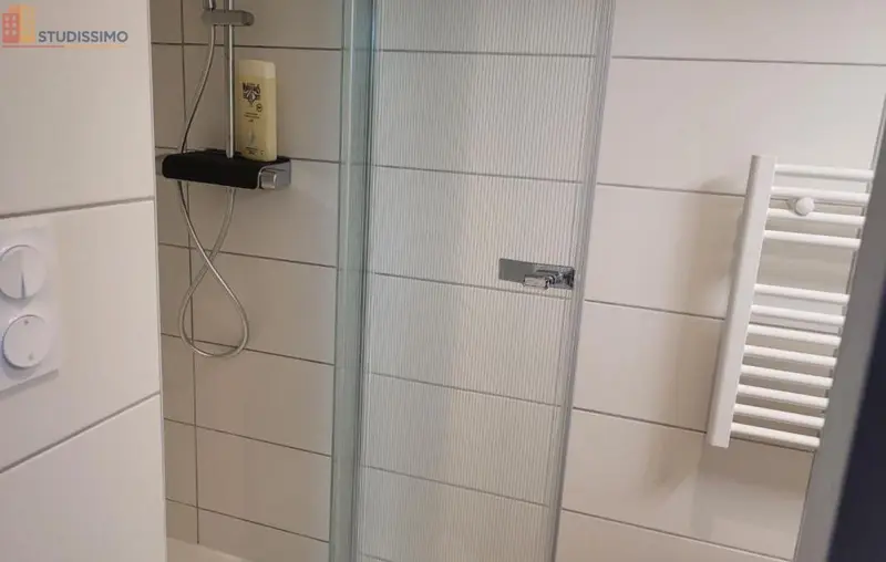 Studio meublé 14m² Angers 49100 - Calme, 1er étage - Photo 4