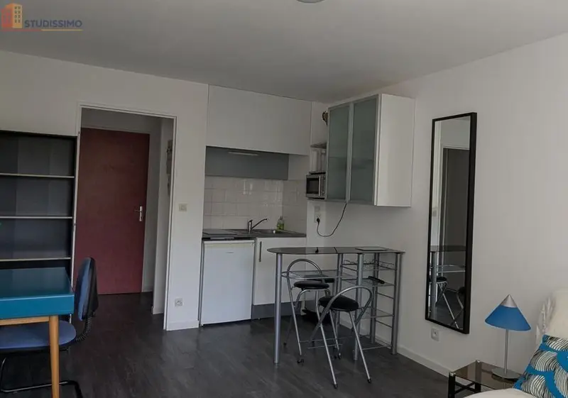 Studio meublé 22m² Nantes centre - Meublé, parking - Photo 7