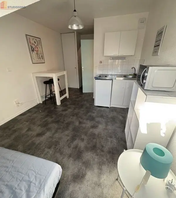 Studio 18m² Nantes centre - Meublé, dernier étage - Photo 20
