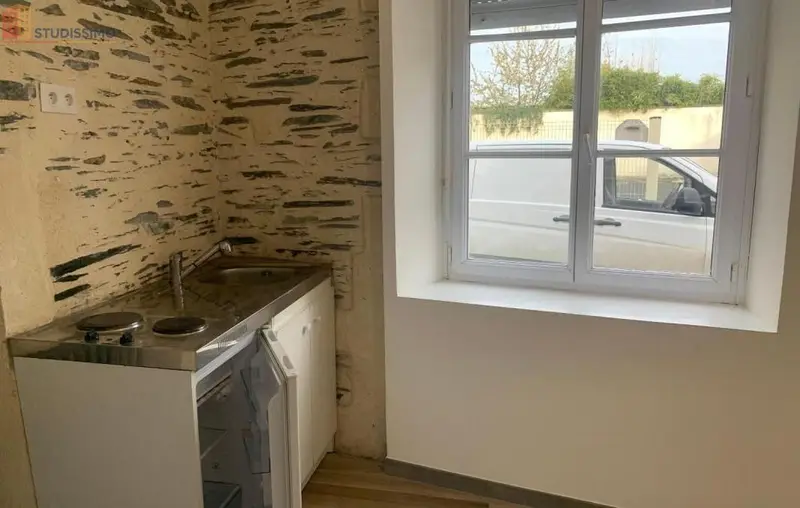 Studio 10m² Angers 49100 - Photo 8