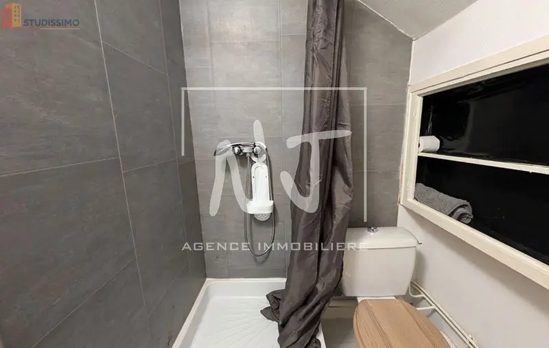 Studio 18m² Angers centre - Étage élevé, lumineux - Photo 7