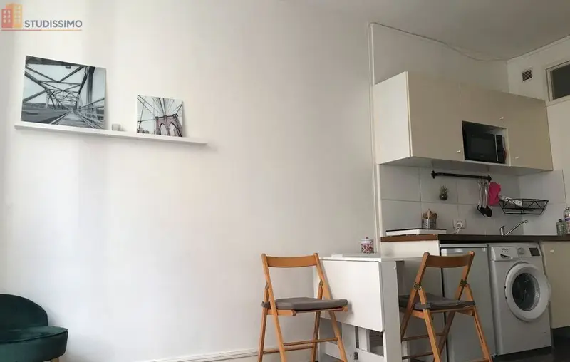 Studio meublé 20m² Nantes centre - Idéalement placé, lumineux - Photo 1