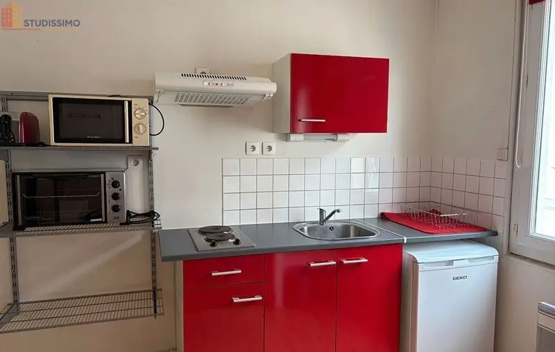 Studio meublé 21m² Angers 49000 - Meublé, 3e étage - Photo 8