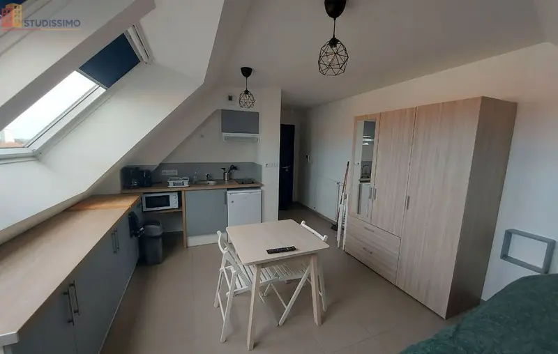 Studio meublé 24m² Cholet 49300 - Lumineux, étage élevé - Photo 10