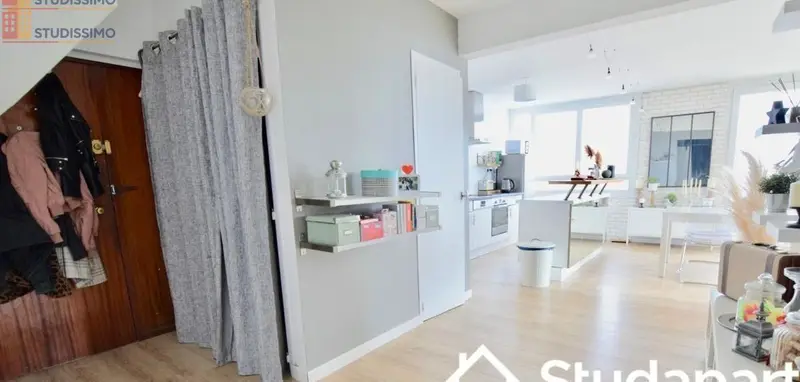 Studio meublé 11m² Angers 49100 - Lumineux, en hauteur - Photo 16