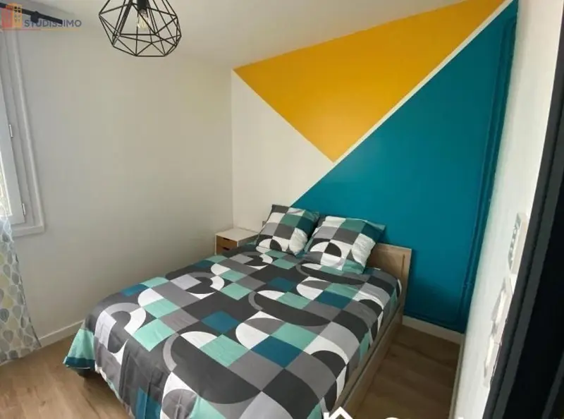 Studio meublé 10m² Cholet 49300 - Meublé, DPE D - Photo 1