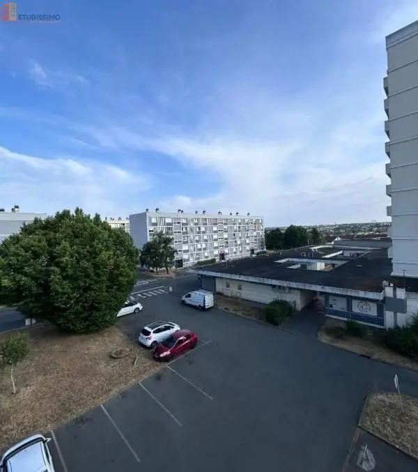 Studio meublé 10m² Cholet 49300 - Meublé, DPE D - Photo 5