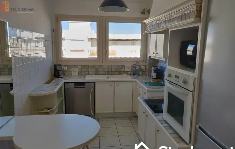 Studio meublé 13m² Angers 49000 - Lumineux, 6e étage - Photo 1