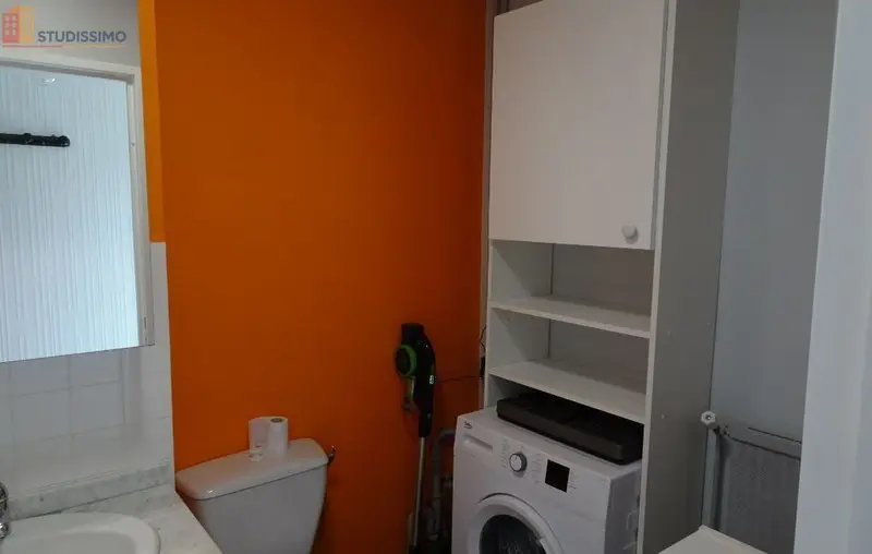 Studio meublé 31m² Saumur - Meublé, 2e étage - Photo 2