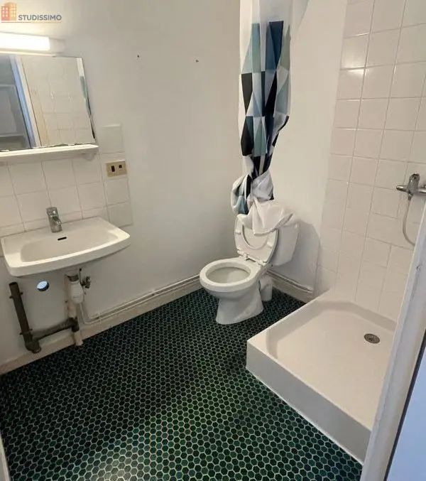 Studio 30m² Saint-Pierre-Église - Étage 2/3 - Photo 2