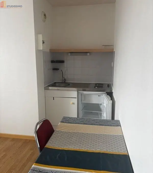 Studio meublé 15m² Angers 49100 - Proche tram, meublé - Photo 4