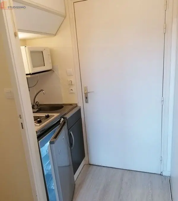 Studio meublé 20m² Cherbourg-en-Cotentin - Meublé, 2e étage - Photo 1
