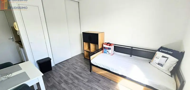 Studio meublé 20m² Angers 49100 - Parking, dernier étage - Photo 12