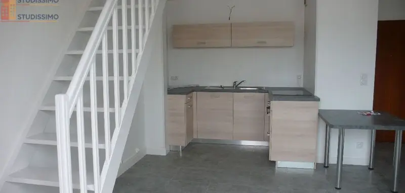Studio 33m² Cholet 49300 - Duplex, dernier étage - Photo 10