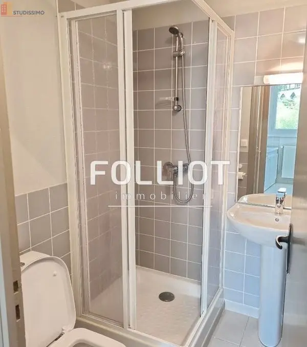 Studio 33m² Saint-Lô - Étage élevé, lumineux - Photo 3