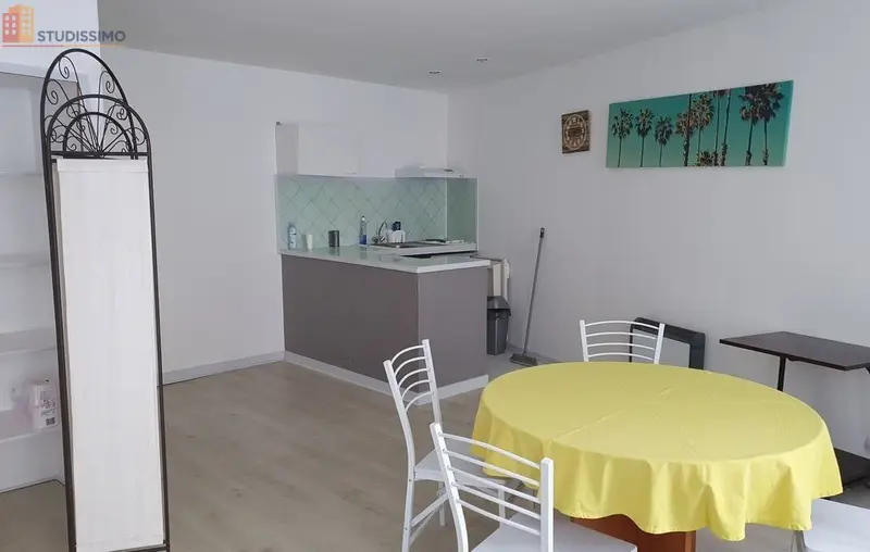 Studio meublé 22m² Cherbourg-en-Cotentin - Meublé, lumineux - Photo 2