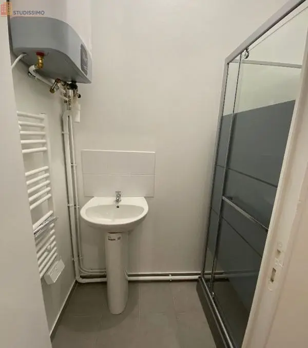 Studio 25m² Baugé-en-Anjou - 1er étage, lumineux - Photo 10
