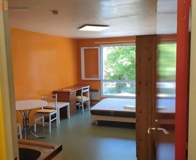 Studio meublé 24m² Cherbourg-en-Cotentin 50100 - Meublé, 2e étage - Photo 1