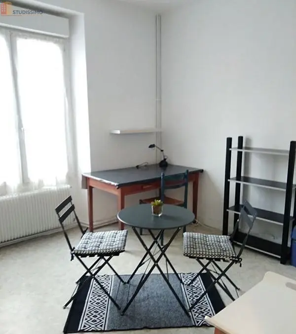 Studio meublé 16m² Angers 49000 - Proche gare, lumineux - Photo 2