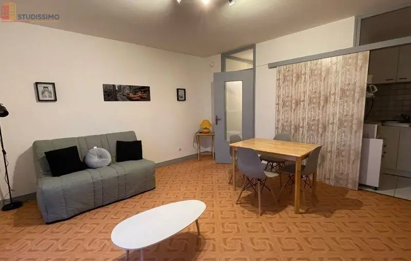 Studio meublé 28m² Saint-Lô - Lumineux, 3e étage - Photo 1