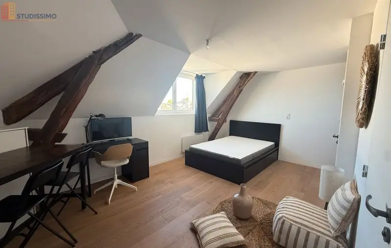 Studio meublé 27m² Cholet centre - Entièrement rénové, meublé - Photo 10