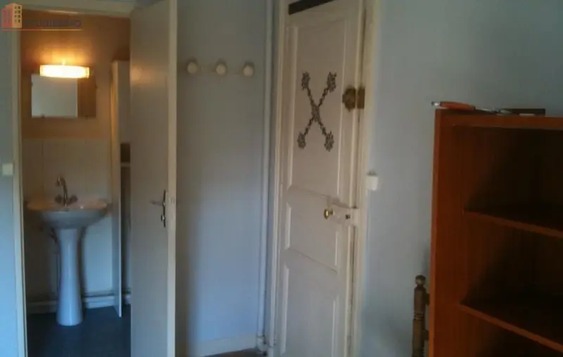 Studio 23m² Angers 49100 - Meublé, 3e étage - Photo 14