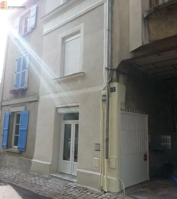 Studio 20m² Angers 49100 - 1er étage, lumineux - Photo 1