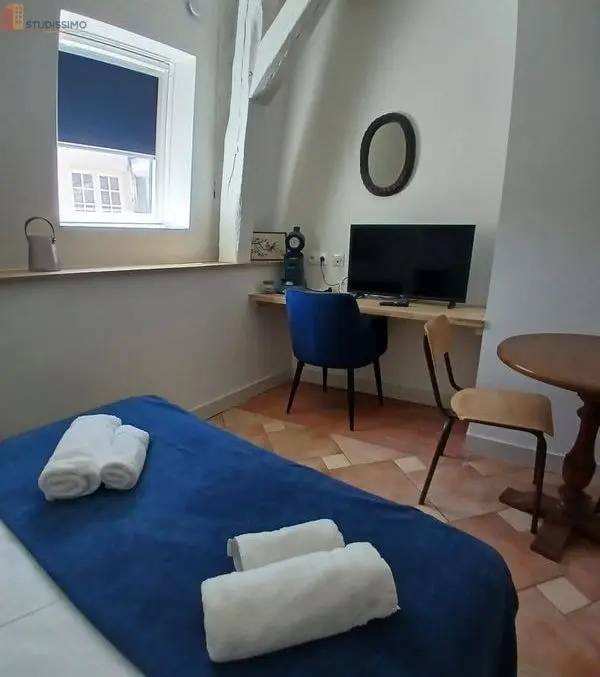 Studio meublé 18m² Angers 49100 - Centre-ville, 2e étage - Photo 1