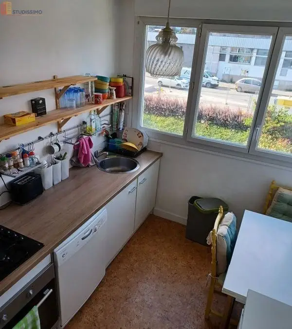 Studio meublé 60m² Angers 49100 - Grande chambre, lumineux - Photo 1