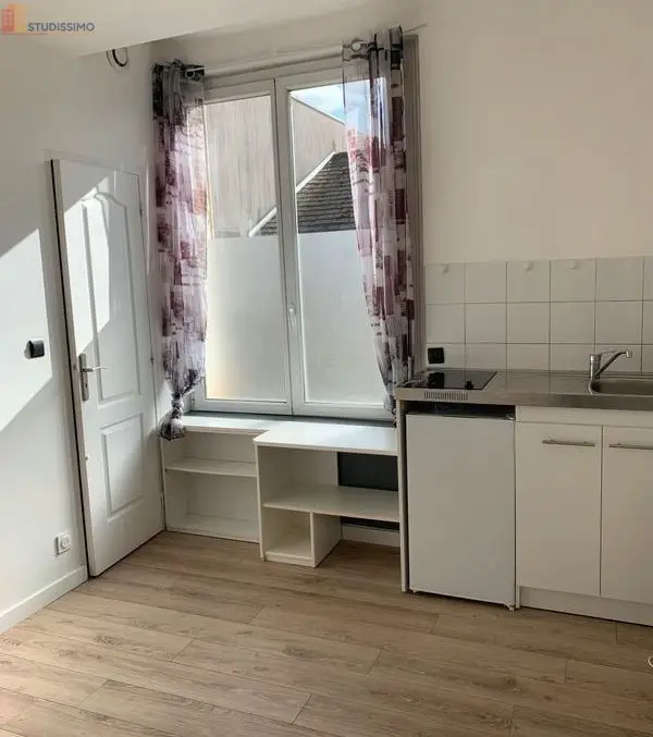 Studio 14m² Angers 49000 - Photo 2